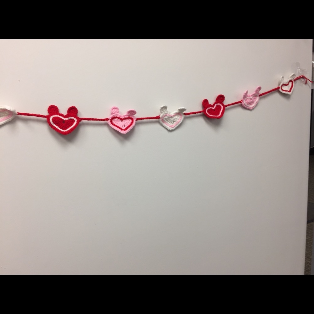Garland Valentines Hearts mouse ears new - Picture 3 of 3